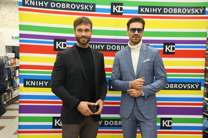 FOTO: Mužové roku Jiří Veselý a Jakub Mádl. – stránka 56