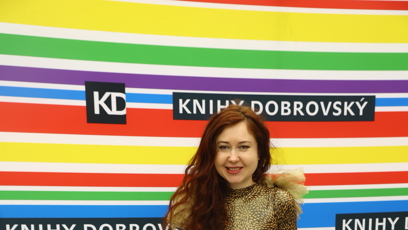 FOTO: Eva Toulová dorazila v dobré náladě.