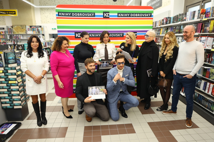 FOTO: Křest kalendáře Muž roku. – stránka 18