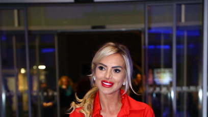 FOTO: Denise Ayverdi na premiéře filmu Na horách.