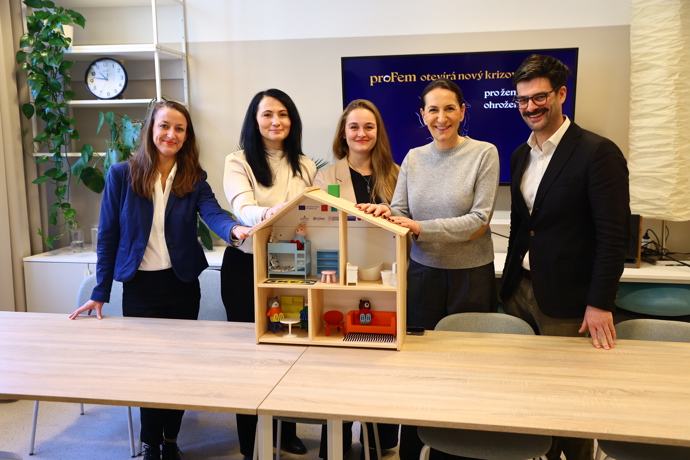 FOTO: Představení krizového bytu organizace proFem. – stránka 2