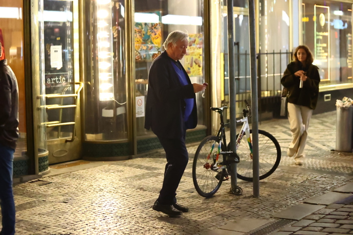 FOTO: Jiří Lábus na premiéře komedie Milion. – stránka 15