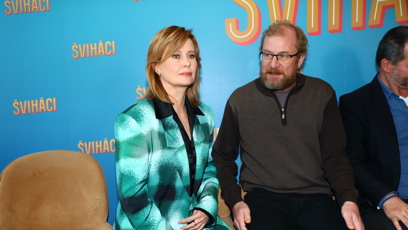 FOTO: Martin Pechlát s JItkou Schneiderovou na představení filmu Šviháci.