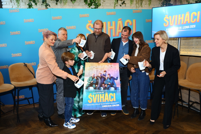 FOTO: Herci křtí plakát k filmu Šviháci. – stránka 2