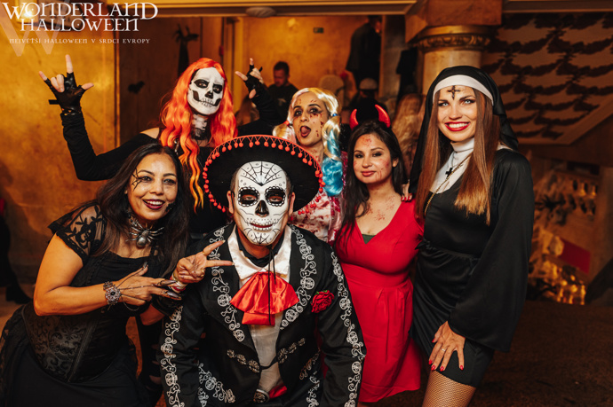 FOTO: Wonderland Halloween v Lucerně.