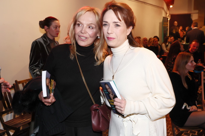 FOTO: Dagmar Havlová vynesla kabelku od Yves Saint Laurent.