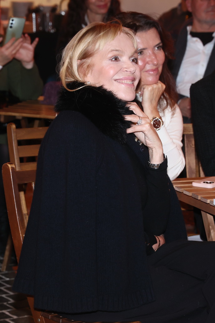 FOTO: Krásná Dagmar Havlová. – stránka 2