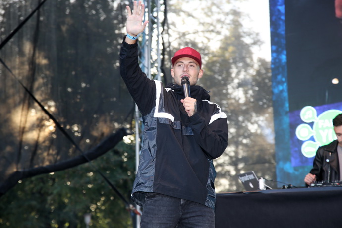 FOTO: Frontmanem kapely ATMO music je Kryštof Peuker. – stránka 1