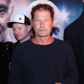 Německý herec Til Schweiger přijel do Prahy.