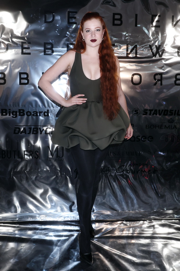 FOTO: Přítelkyně Karla Kašáka Kateřina Bláhová. – stránka 1