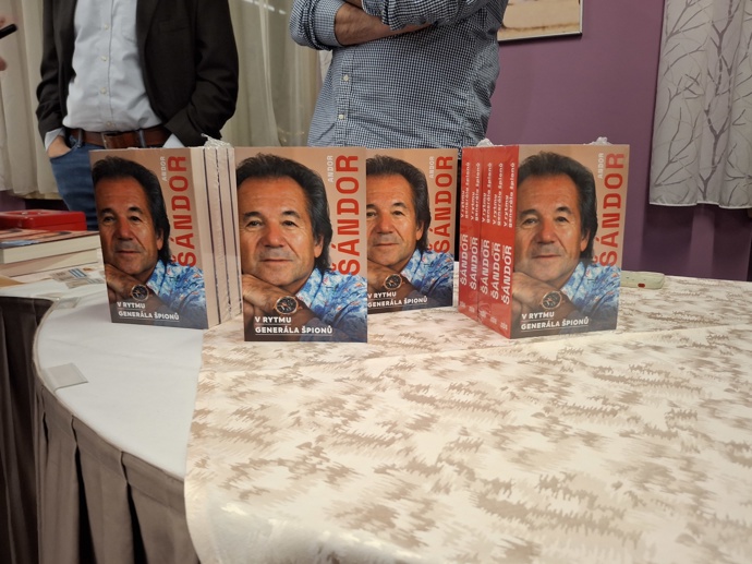 FOTO: Nová kniha Andora Šándora.