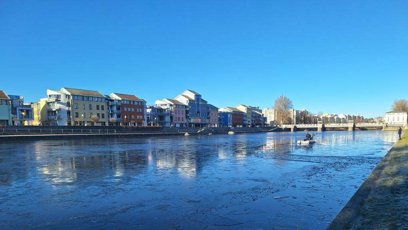 FOTO: Policisté vytáhli tělo z řeky Otavy.