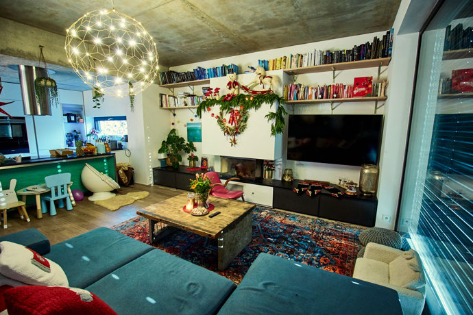 FOTO: Při příchodu k Agátě Hanychové na vás dýchne ta správná vánoční atmosféra. – stránka 9