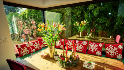 FOTO: Jídelní stůl.