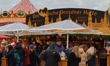 V Drážďanech už odstartovaly vánoční trhy.