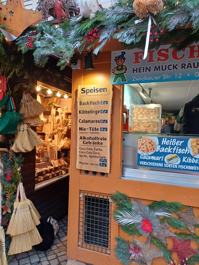 FOTO: V Drážďanech už odstartovaly vánoční trhy. – stránka 25
