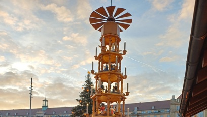 FOTO: V Drážďanech už odstartovaly vánoční trhy.