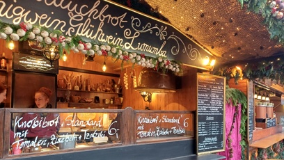 FOTO: V Drážďanech už odstartovaly vánoční trhy.