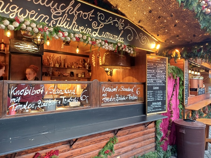 FOTO: V Drážďanech už odstartovaly vánoční trhy. – stránka 12