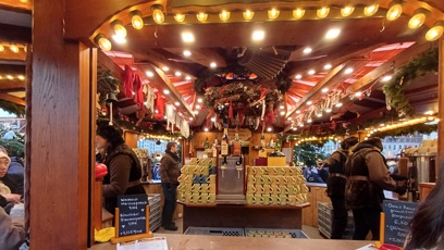 FOTO: V Drážďanech už odstartovaly vánoční trhy.