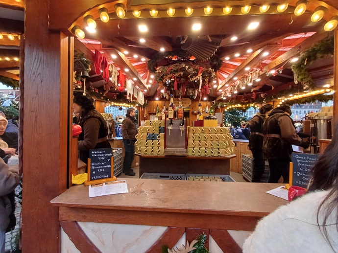 FOTO: V Drážďanech už odstartovaly vánoční trhy. – stránka 8