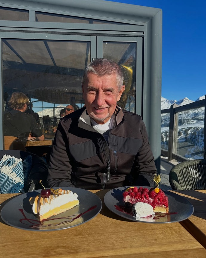 FOTO: Andrej Babiš slaví nový rok v zahraničí. – stránka 1