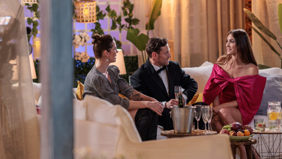 FOTO: Martin Dubovický si vzal dvě růžičky stranou.