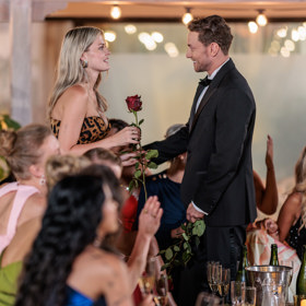 Martin Dubovický předal svou první růži v show právě Pavlínce.