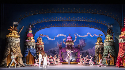 FOTO: Záběry z klasického představení Louskáček v podání  Anglického národního baletu.