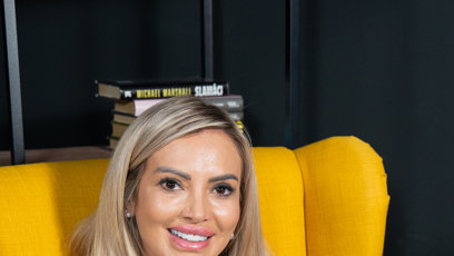 FOTO: Extra host Denise Ayverdi - Foto 03