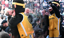 Nela Slováková zapařila s maskotem.