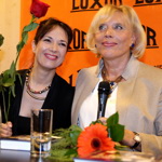 Na herce bývala přísná, svou práci brala zodpovědně. Na snímku s Terezou Kostkovou.