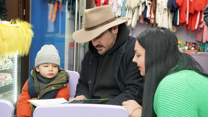 FOTO: Vojta Kotek přivedl na akci svou rodinku včetně syna Huberta.