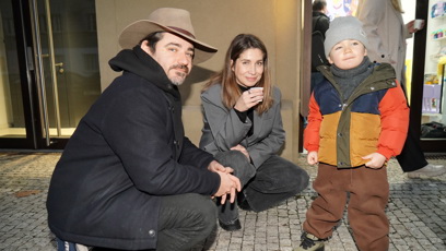 FOTO: Vojta Kotek dorazil na křest knihy Marie Fasorové se svou rodinou.