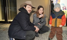 Vojta Kotek ukázal rodinku.