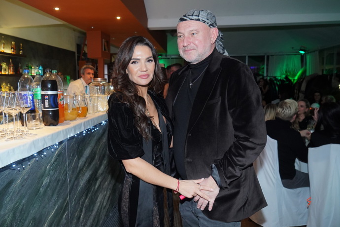 FOTO: Jakub Ludvík s přítelkyní Nikol Prokešovou. – stránka 13