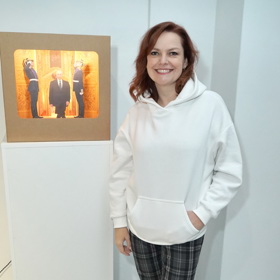 Nedávno se Dagmar objevila také na vernisáži výstavy TMBK. 