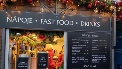 FOTO: Stánky na Staroměstském náměstí.