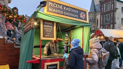 FOTO: Stánky na Staroměstském náměstí.