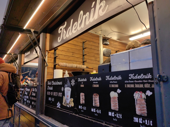 FOTO: Trdelník na Staroměstském náměstí. – stránka 47