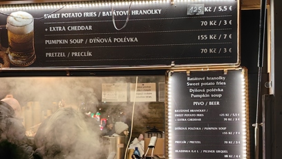 FOTO: Stánky na Staroměstském náměstí.