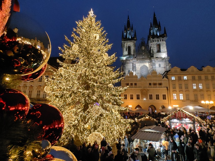 FOTO: Vánoční trhy na Staroměstském náměstí. – stránka 9