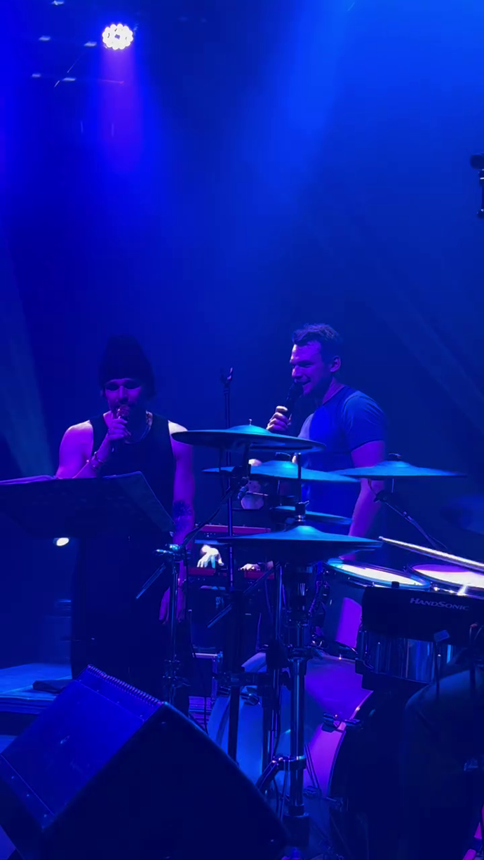 FOTO: Koncert Vojty Dyka. – stránka 1