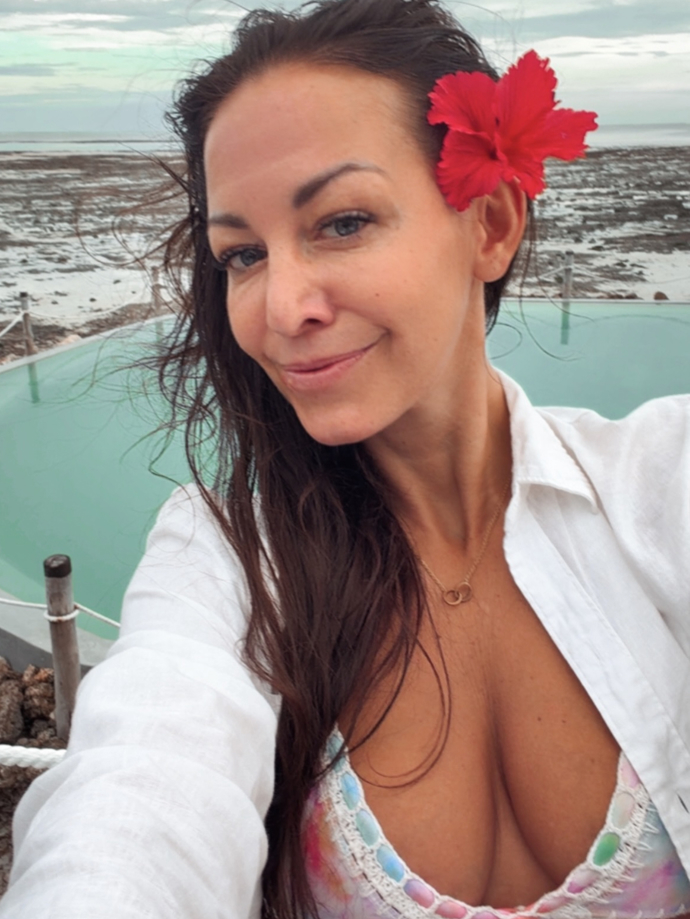 FOTO: Agáta Hanychová na dovolené. – stránka 10