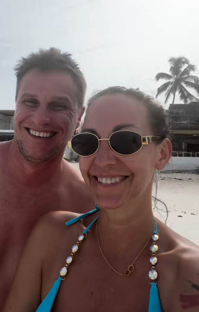 FOTO: Agáta Hanychová s manželem Miroslavem. – stránka 9