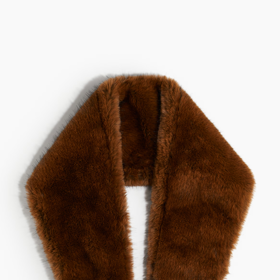 Huňatá šála, H&M, 979 Kč