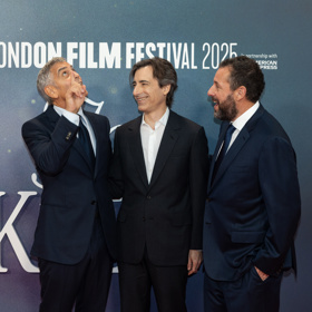 Adam a George se spolu rádi smějí a dokazují to i na společných akcích.