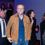 Pro tyto účely si koupil a zrekonstruoval zámek.