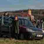 Nový film Jiřího Stracha mapuje životní osudy partičky sebevrahů. 