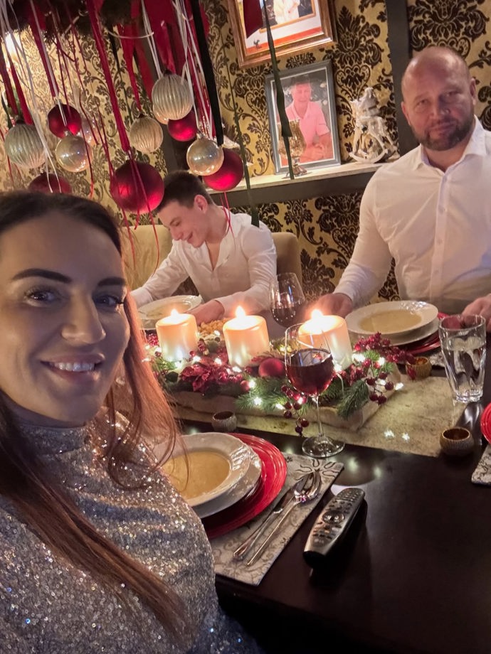 FOTO: Lucie Šlégrová s manželem. – stránka 2